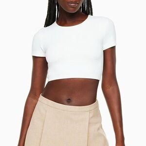 NWT Aritzia x Babaton Contour Ribcage Cropped Crew-neck Tank Top M White